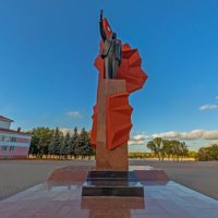 Памятник В.И. Ленину на главной площади города